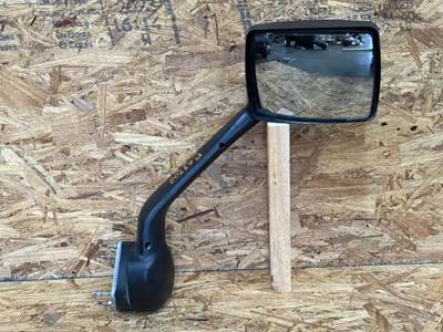 Kenworth T680 Right Mirror