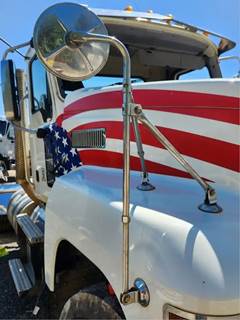 Mack Pinnacle Right Mirror