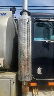 Caterpillar C12 Muffler Shield for a 2001 Peterbilt 357