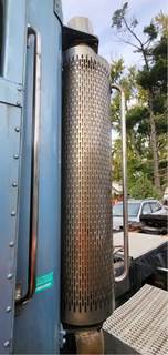 Caterpillar C15 Muffler Shield for a 2002 Peterbilt 379