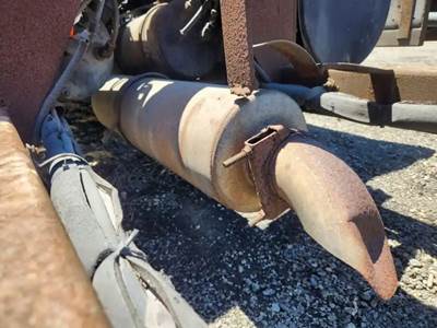 Caterpillar 3116 Muffler for a 1997 Volvo FE