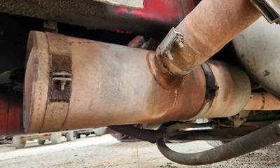 Caterpillar C12 Muffler for a 2000 Sterling L9500