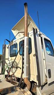 Detroit DD15 Muffler for a 2020 Freightliner Cascadia 126