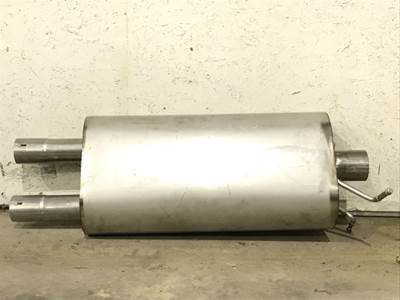 GM/Chev (HD) Muffler for a Gm/Chev (Hd) WORKHORSE P-42