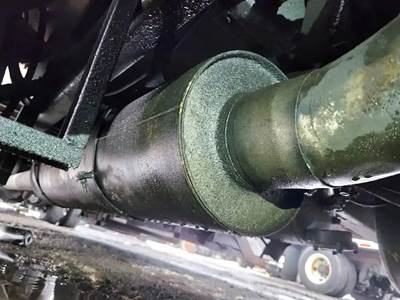 Mercedes-Benz OM460LA Muffler for a 2007 Freightliner M2 112 Medium Duty