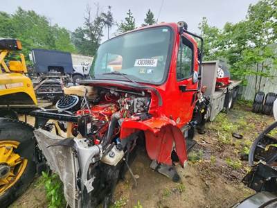 Freightliner M2 106 Truck
