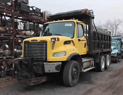 Freightliner M2 106 Truck
