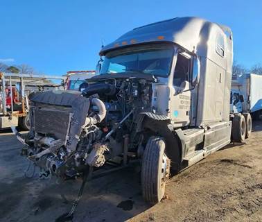 Mack Pinnacle CXU613 Truck