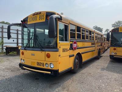 Thomas Built Saf-T-Liner HDX Truck