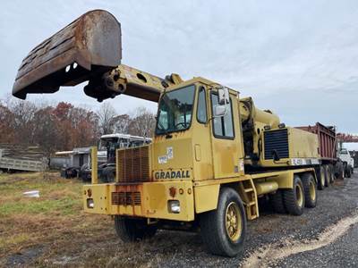 Gradall XL4100 Truck