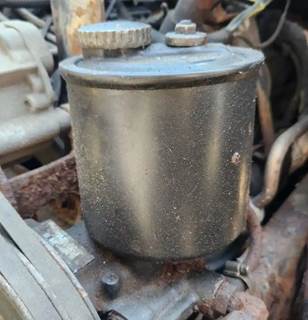 Ford F-700 Power Steering Reservoir for a 1997 Ford F700