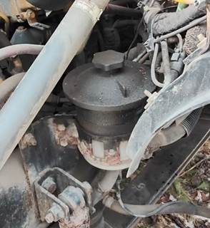 Ford F-750 Power Steering Reservoir