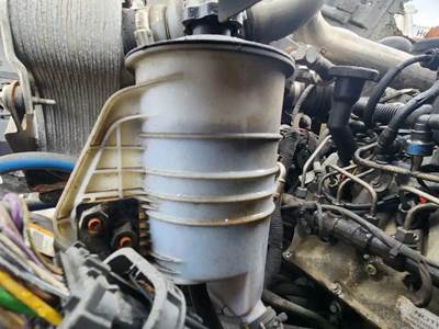 Ford F-750 Power Steering Reservoir