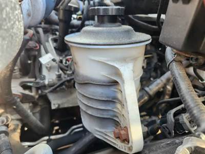 Ford F-750 Power Steering Reservoir