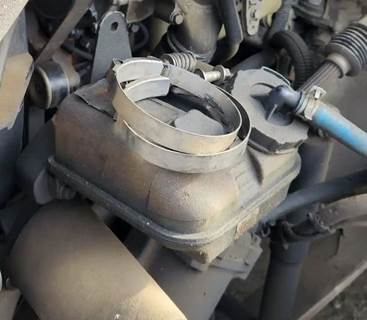Freightliner 114SD Power Steering Reservoir