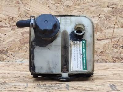 Freightliner Cascadia 113 Power Steering Reservoir
