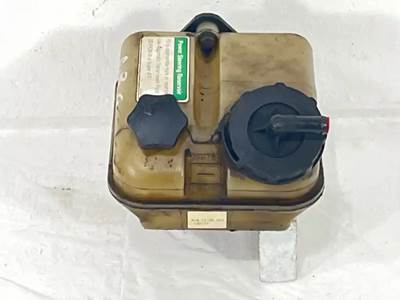 Freightliner Cascadia 113 Power Steering Reservoir