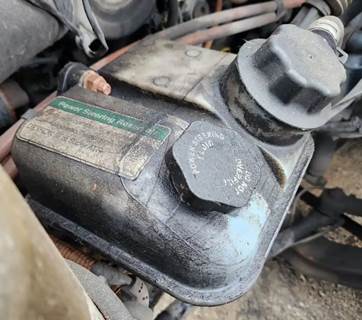 Freightliner Cascadia 116 Power Steering Reservoir for a 2020 Freightliner Cascadia 116 Day Cab