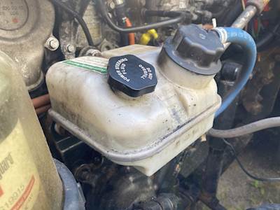 Freightliner Cascadia 125 Power Steering Reservoir