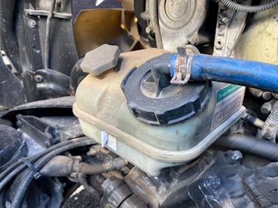 Freightliner Cascadia 125 Power Steering Reservoir