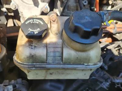 Freightliner Cascadia 125 Power Steering Reservoir