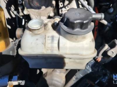 Freightliner Cascadia 125 Power Steering Reservoir