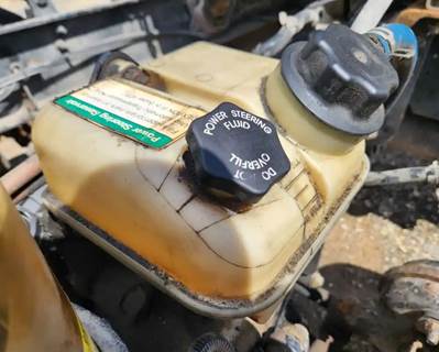 Freightliner Cascadia 125 Power Steering Reservoir