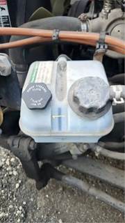 Freightliner Cascadia 126 Power Steering Reservoir
