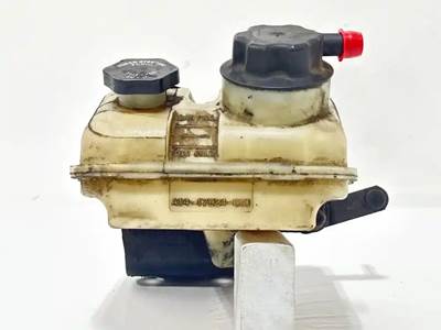 Freightliner Cascadia 126 Power Steering Reservoir