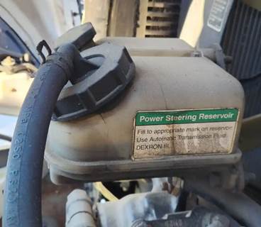 Freightliner Columbia 112 Power Steering Reservoir