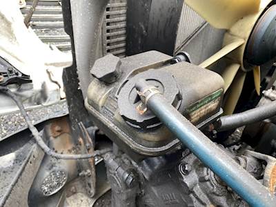 Freightliner Columbia 120 Power Steering Reservoir