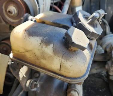 Freightliner Columbia 120 Power Steering Reservoir