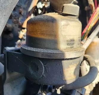 Freightliner Columbia 120 Power Steering Reservoir