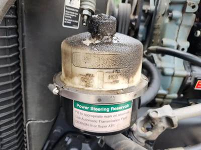 Freightliner Coronado 132 Power Steering Reservoir for a 2020 Freightliner Coronado 132 Glider
