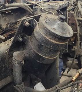 Freightliner FLD112SD Power Steering Reservoir