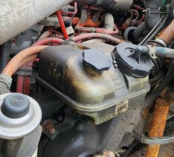 Freightliner M2 106 Power Steering Reservoir