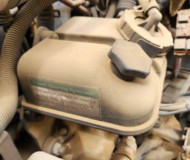 Freightliner M2 106 Power Steering Reservoir