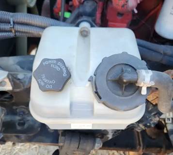 Freightliner M2 106 Power Steering Reservoir