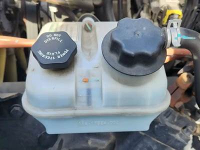 Freightliner M2 106 Power Steering Reservoir