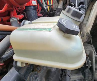 Freightliner M2 106 Power Steering Reservoir