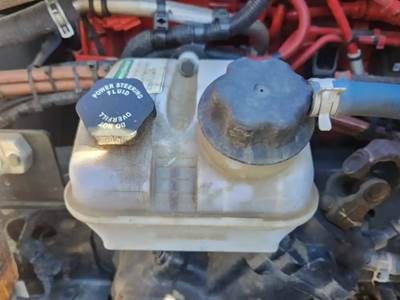 Freightliner M2 106 Power Steering Reservoir