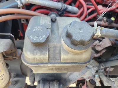 Freightliner M2 106 Power Steering Reservoir