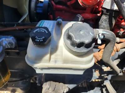Freightliner M2 106 Power Steering Reservoir