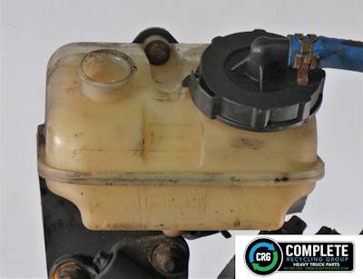 Freightliner ST120 Power Steering Reservoir