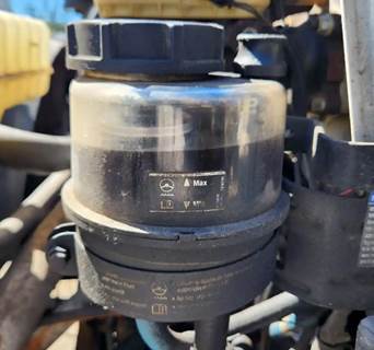 GMC C7500 Power Steering Reservoir