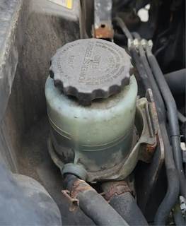 Hino 195 Power Steering Reservoir