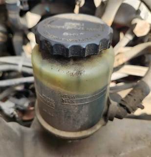 Hino 195 Power Steering Reservoir