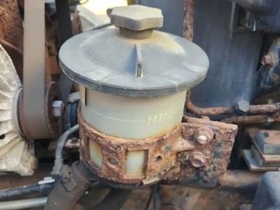 International 4200 Power Steering Reservoir