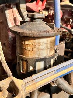 International 4300 Power Steering Reservoir