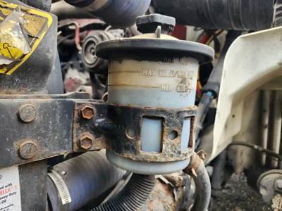 International 8600 Power Steering Reservoir
